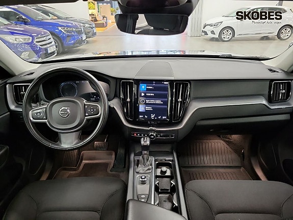 Volvo XC60 12 of 22