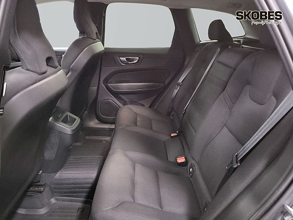 Volvo XC60 9 of 22