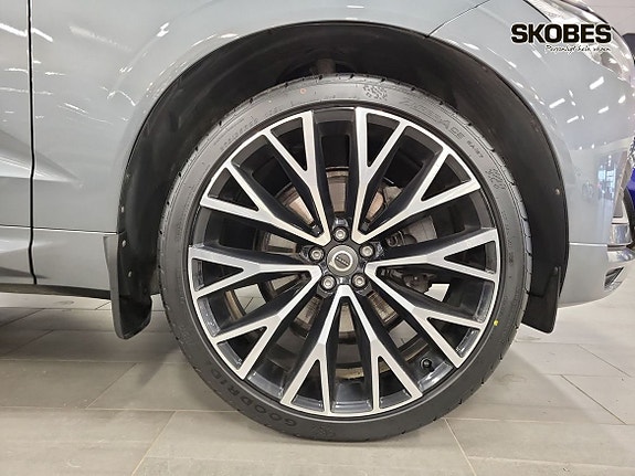 Volvo XC60 21 of 22