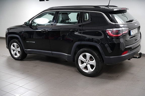 Jeep Compass 4 of 24