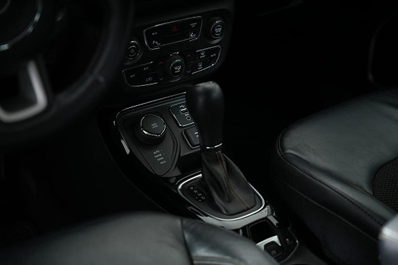 Jeep Compass 15 of 24