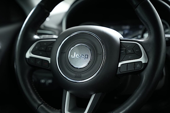 Jeep Compass 22 of 24