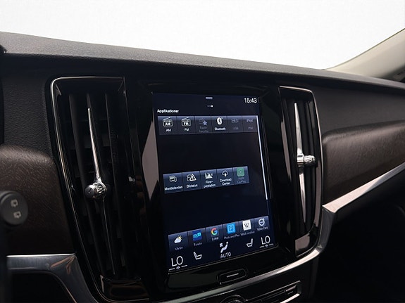 Volvo V90 Cross Country 24 of 30
