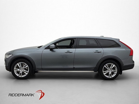 Volvo V90 Cross Country 4 of 30