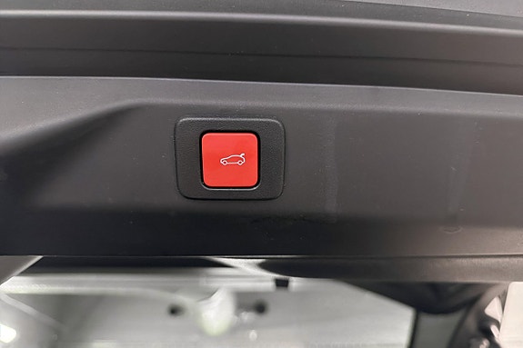 Peugeot 3008 15 of 21