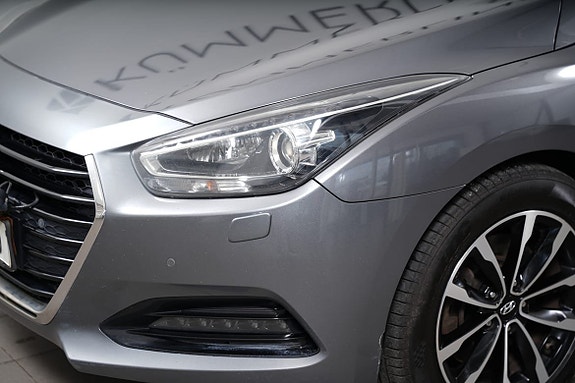Hyundai i40 2 of 27