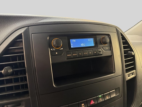 Mercedes-Benz Vito 110 15 of 21