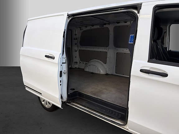 Mercedes-Benz Vito 110 20 of 21