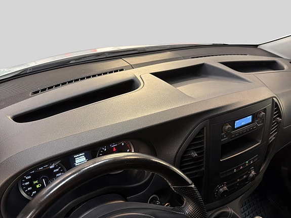 Mercedes-Benz Vito 110 13 of 21