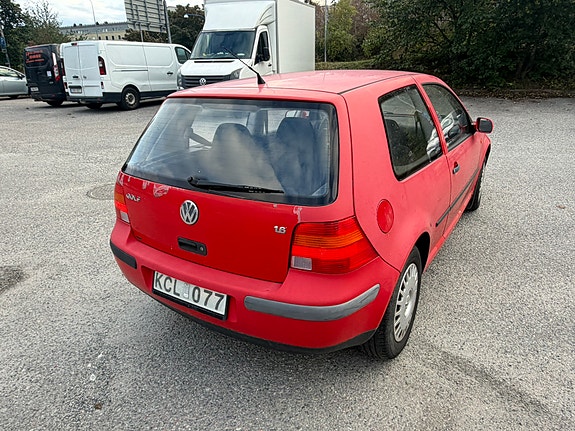Volkswagen Golf IV 3 of 4