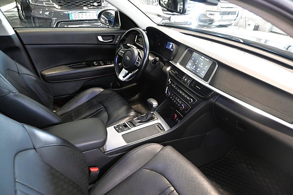 Kia Optima 12 of 30