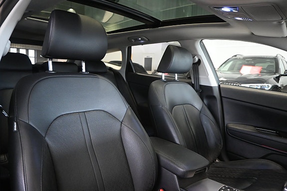 Kia Optima 14 of 30