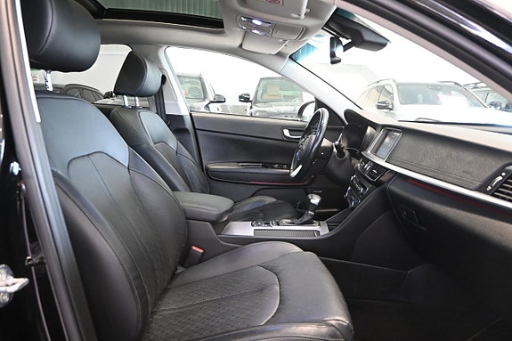 Kia Optima 13 of 30