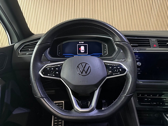 Volkswagen Tiguan 15 of 27
