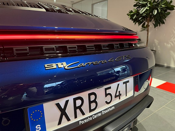 Porsche 911 Carrera 4 GTS 5 of 24