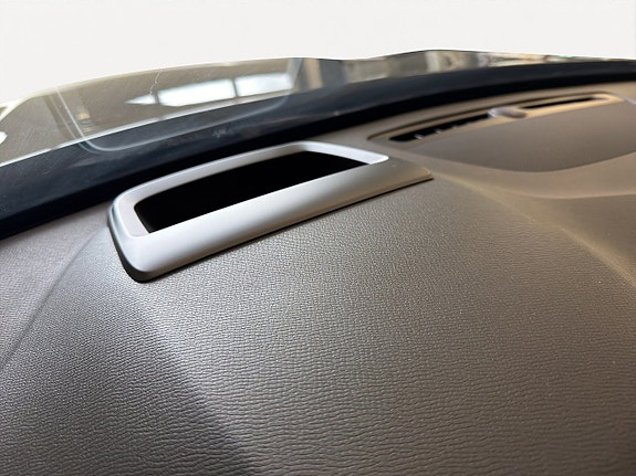 Volvo XC90 24 of 26