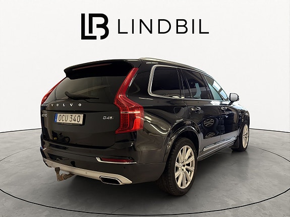 Volvo XC90 6 of 26