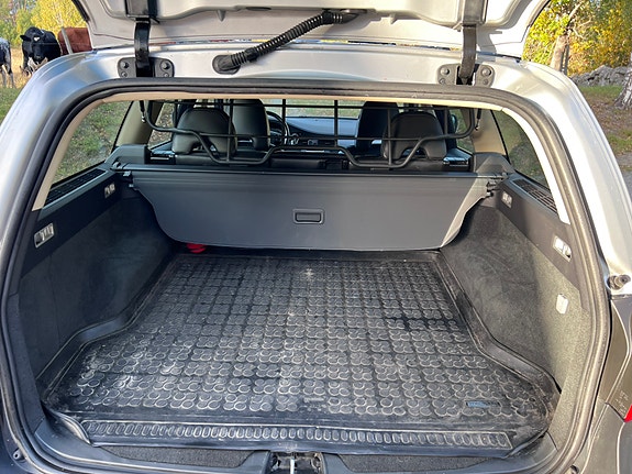 Volvo XC70 5 of 10
