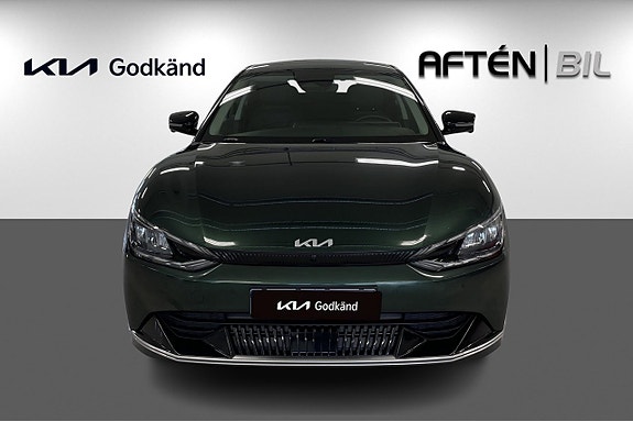 Kia EV6 3 of 24