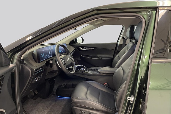 Kia EV6 10 of 24