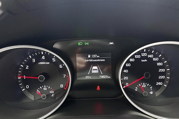 Kia Ceed 12 of 19