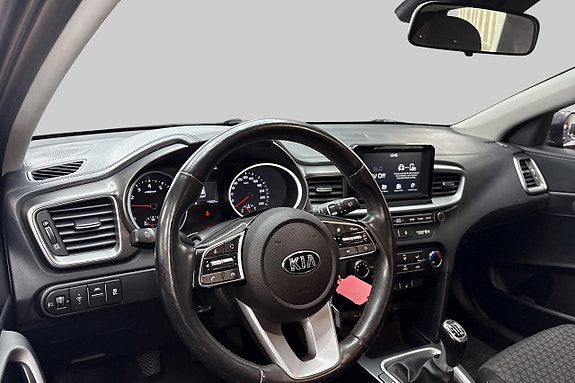 Kia Ceed 8 of 19
