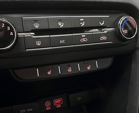 Kia Ceed 17 of 19