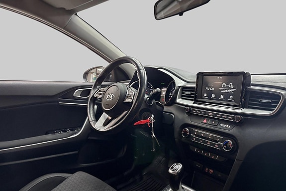Kia Ceed 10 of 19