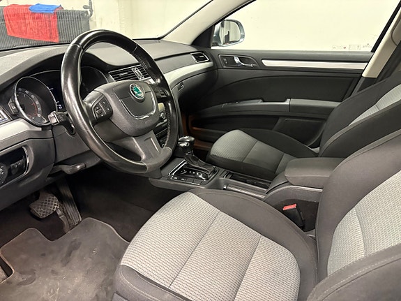 Skoda Superb 5 of 12