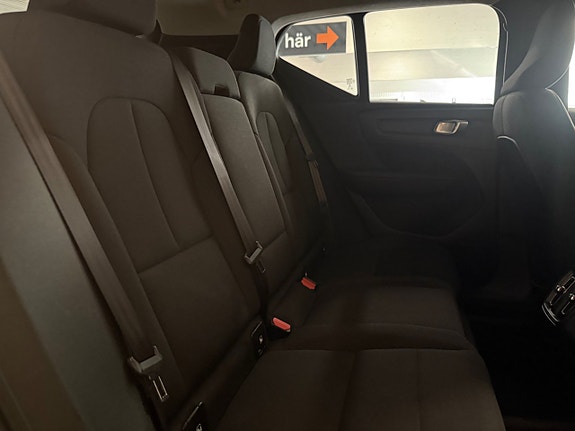 Volvo XC40 20 of 26