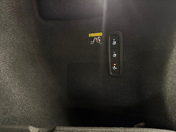 Volvo XC40 18 of 26
