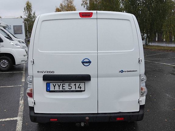Nissan NV200 6 of 6