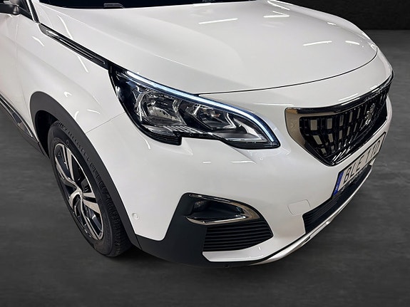 Peugeot 3008 8 of 25