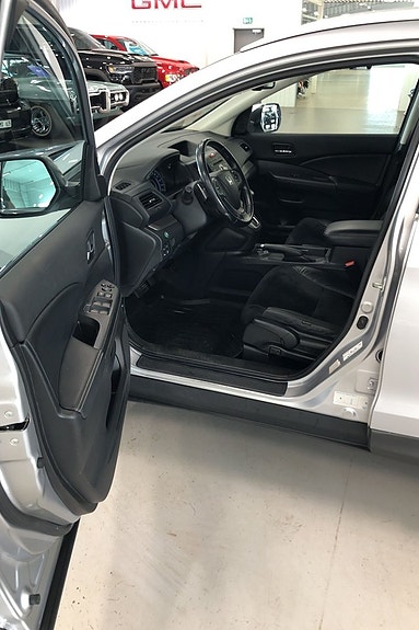Honda CR-V 11 of 12