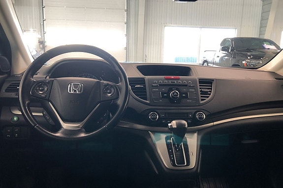 Honda CR-V 10 of 12