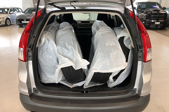 Honda CR-V 8 of 12
