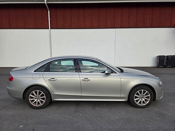 Audi A4 6 of 20