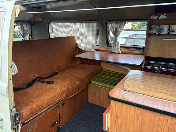 Volkswagen Transporter 8 of 21