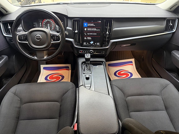 Volvo V90 12 of 16