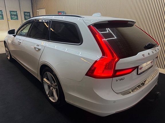 Volvo V90 3 of 16