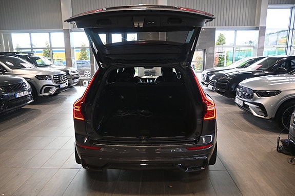Volvo XC60 17 of 30