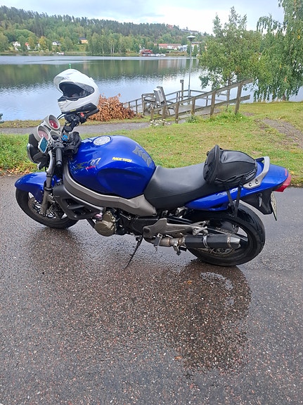 Honda X-11 CB1100SF 3 of 6