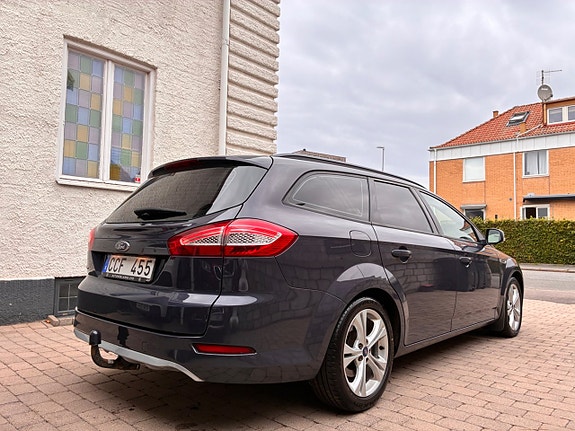 Ford Mondeo 11 of 26