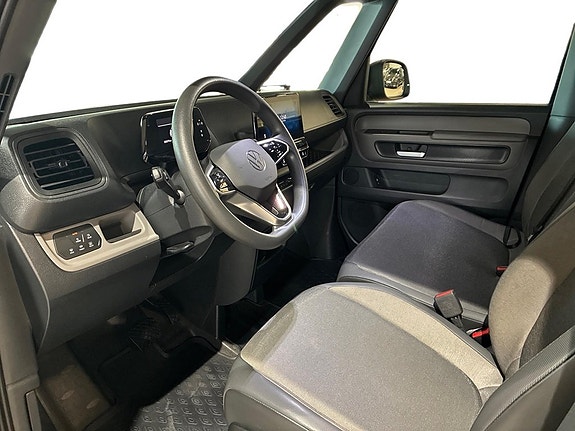 Volkswagen ID. Buzz 11 of 19