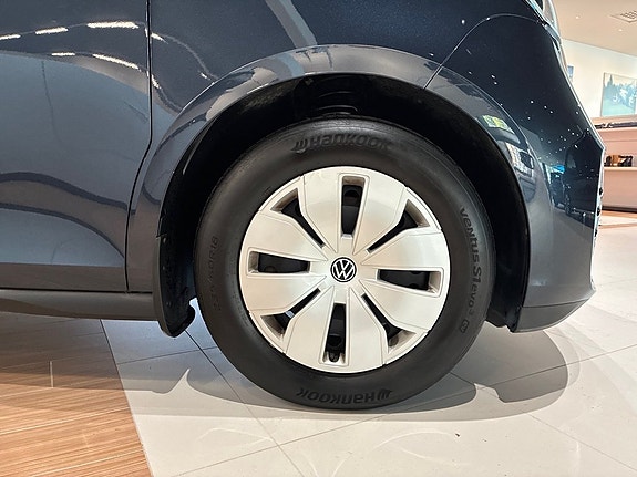 Volkswagen ID. Buzz 9 of 19