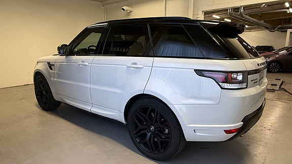 Land Rover Range Rover Sport 4 of 30