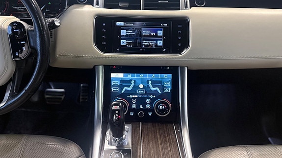Land Rover Range Rover Sport 25 of 30