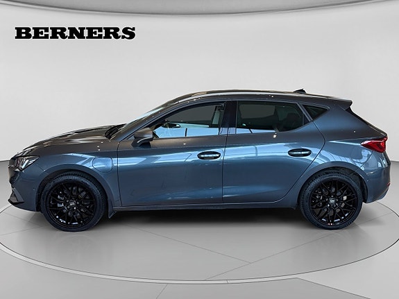 Seat Leon 2 of 10