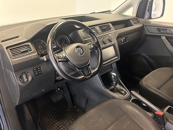 Volkswagen Caddy 12 of 16