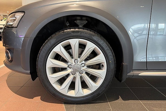 Audi A4 allroad 23 of 23